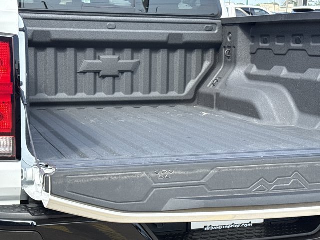 Used 2024 Chevrolet Colorado Z71 w/ Z71 Convenience Package 2 AWD/4WD image 9