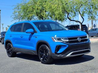 Certified 2022 Volkswagen Taos SEL w/ Panoramic Sunroof Package image 1