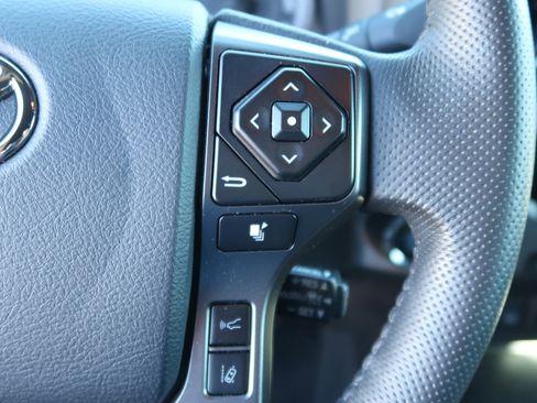 Used 2019 Toyota Tacoma TRD Off-Road image 22