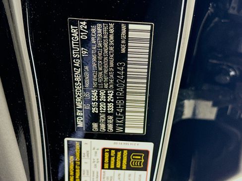 Used 2024 Mercedes-Benz E 350 4MATIC Sedan image 32