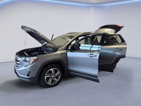 Used 2018 GMC Terrain SLT w/ Preferred Package image 9