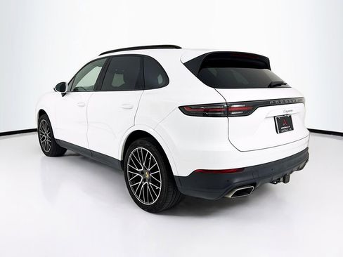 Certified 2023 Porsche Cayenne AWD/4WD image 3