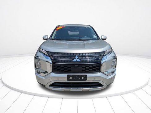Used 2024 Mitsubishi Outlander SE FWD image 9