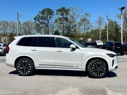 New 2026 Volvo XC90 T8 Ultra w/ Protection Package Premier AWD/4WD image 5