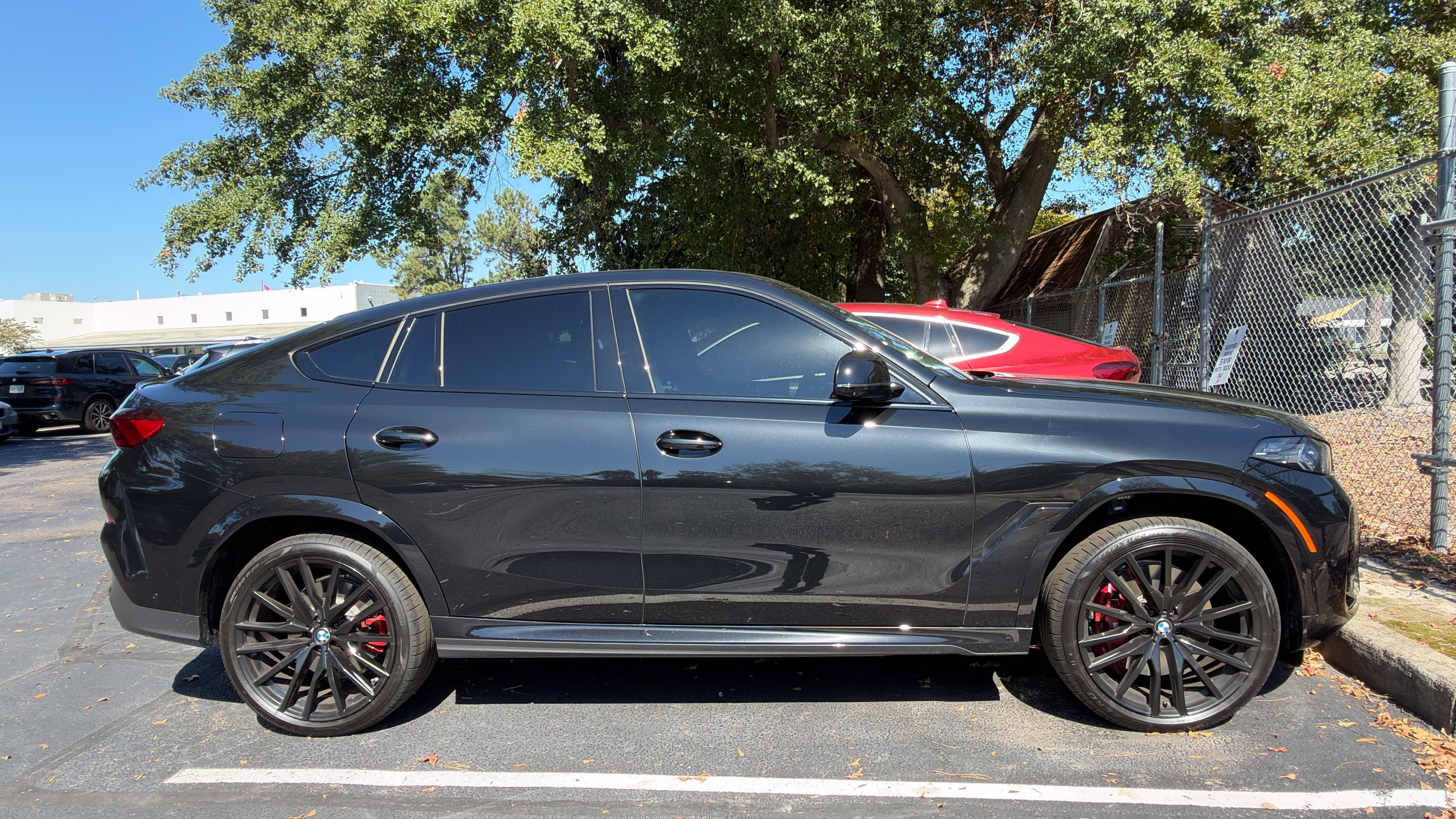 Used 2027 BMW X6 M60i AWD/4WD image 4