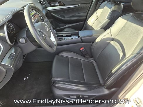 Used 2023 Nissan Maxima SV w/ Floor Mat Group image 11