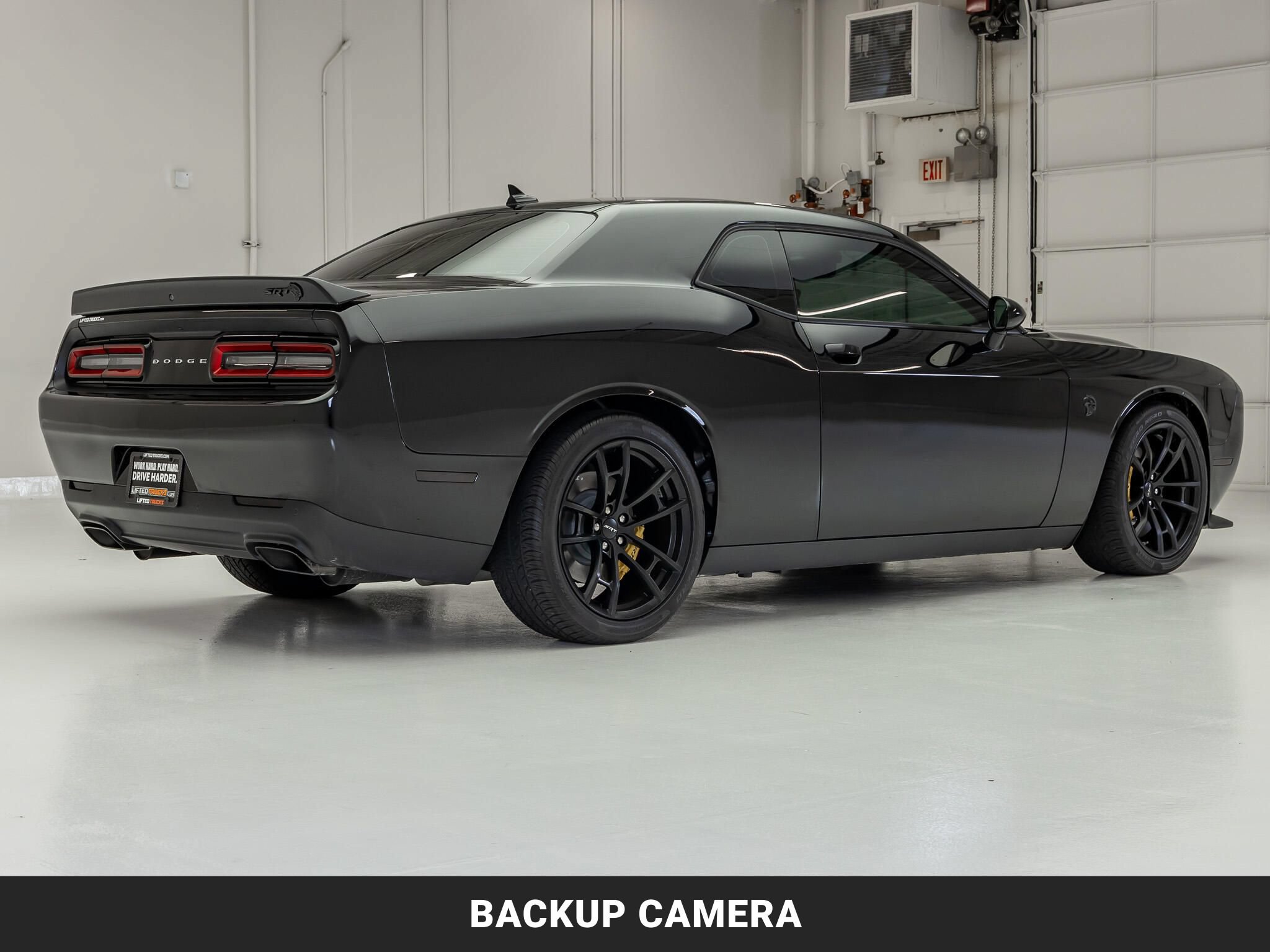 Used 2023 Dodge Challenger SRT Hellcat w/ Driver Convenience Group RWD image 9