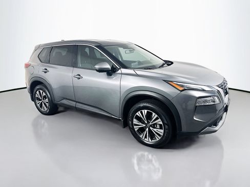 Used 2021 Nissan Rogue SV FWD image 1