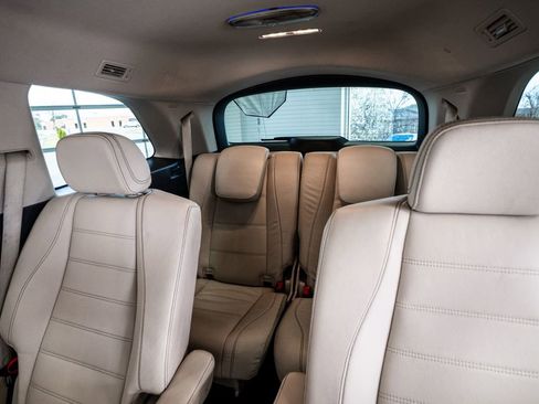 Used 2020 Mercedes-Benz GLS 580 GLS 580 w/ E-Active Body Control Package image 60