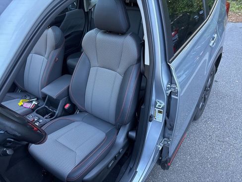 Used 2023 Subaru Forester Sport image 2