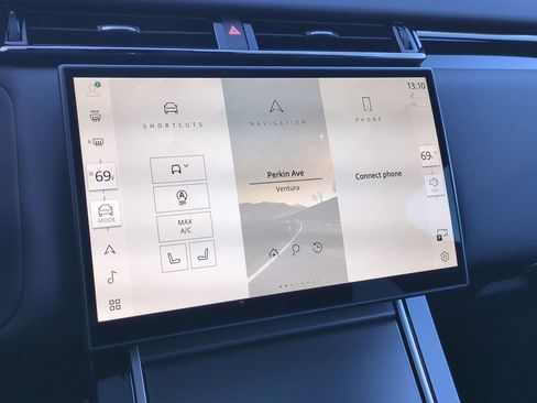 New 2025 Land Rover Range Rover Velar Dynamic SE AWD/4WD image 15