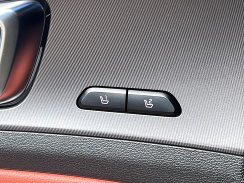 New 2026 Kia Sportage SX Prestige AWD/4WD image 16