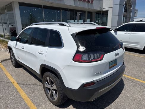 Used 2019 Jeep Cherokee Limited AWD/4WD image 5