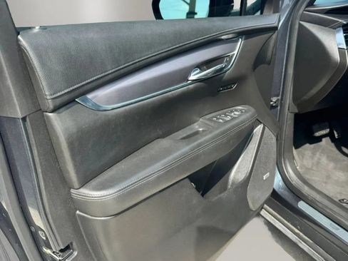 Used 2021 Cadillac XT6 Luxury FWD image 13