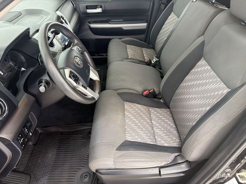 Used 2020 Toyota Tundra SR5 AWD/4WD image 5