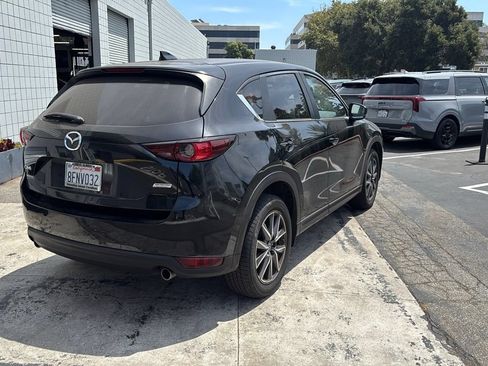 Used 2018 MAZDA CX-5 Touring w/ Preferred Equipment Package FWD image 3