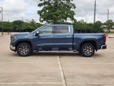 Used 2024 GMC Sierra 1500 SLT w/ SLT Premium Plus Package AWD/4WD image 4