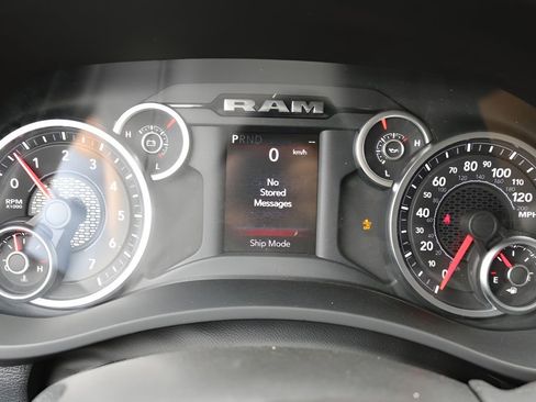 New 2026 RAM 2500 Tradesman AWD/4WD image 24