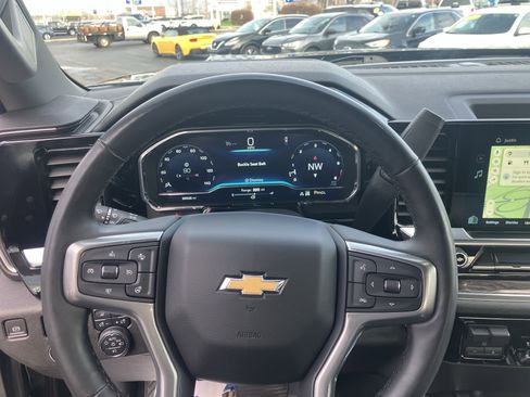 Used 2024 Chevrolet Silverado 2500 LTZ w/ LTZ Convenience Package AWD/4WD image 24