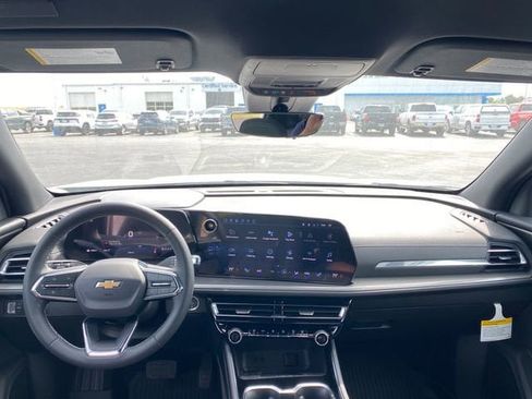 New 2026 Chevrolet Traverse LT w/ Driver Confidence Package image 19