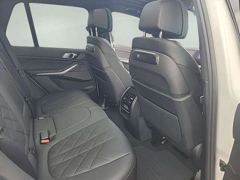 Used 2025 BMW X5 xDrive40i w/ Climate Comfort Package AWD/4WD image 28