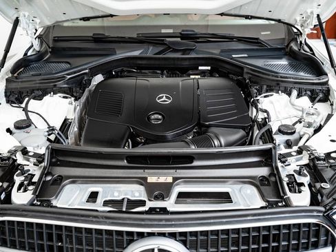 Certified 2025 Mercedes-Benz GLC 300 4MATIC image 45