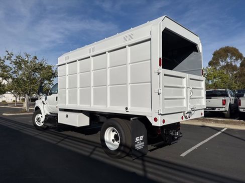 New 2025 Ford F650 2WD Regular Cab Super Duty image 9