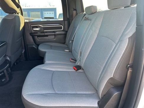Used 2024 RAM 3500 Big Horn image 23