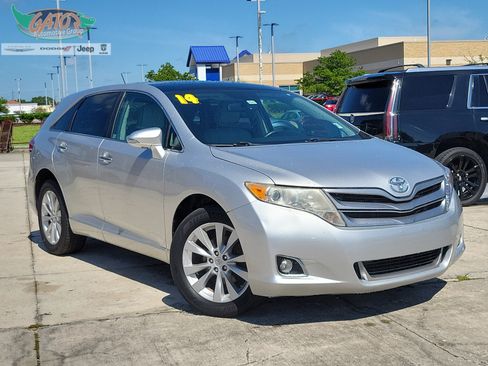 Used 2014 Toyota Venza XLE w/ XLE Premium Package AWD/4WD image 1