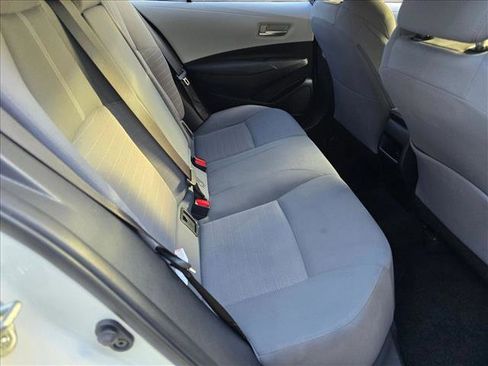 Used 2020 Toyota Corolla SE FWD image 17