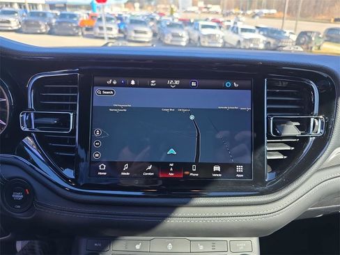 Used 2022 Dodge Durango GT image 27