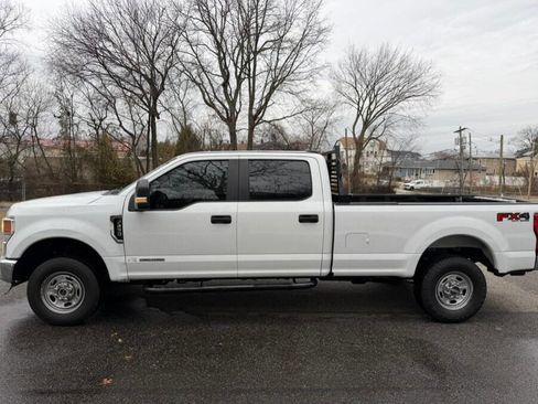 Used 2022 Ford F250 XL w/ Power Equipment Group image 6