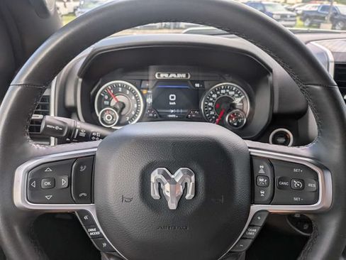 Used 2025 RAM 1500 Big Horn AWD/4WD image 35