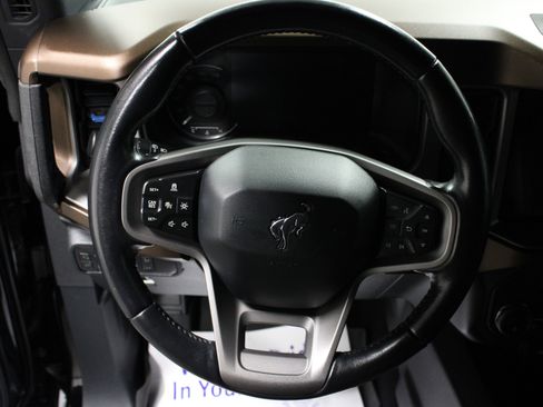 Used 2021 Ford Bronco Outer Banks image 17