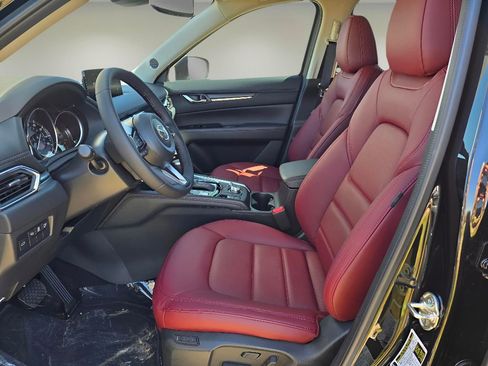 Used 2025 MAZDA CX-5 Carbon Edition image 12