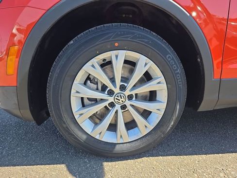 Used 2019 Volkswagen Tiguan S w/ Driver Assistance Package FWD image 29