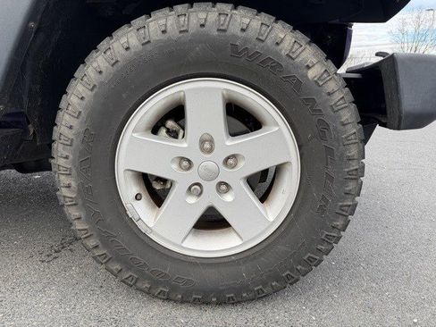 Used 2017 Jeep Wrangler Unlimited Sport w/ Quick Order Package 24S image 21