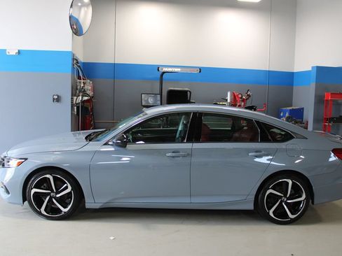 Used 2021 Honda Accord Sport Special Edition image 10