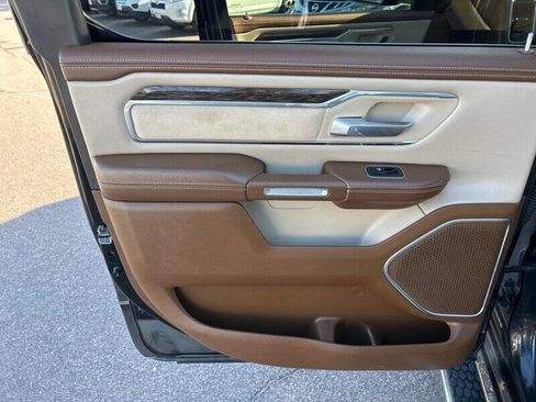 Used 2019 RAM 1500 Laramie image 15