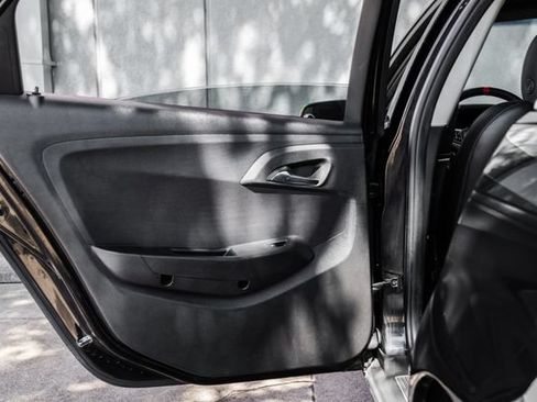 Used 2015 Chevrolet Caprice RWD image 66