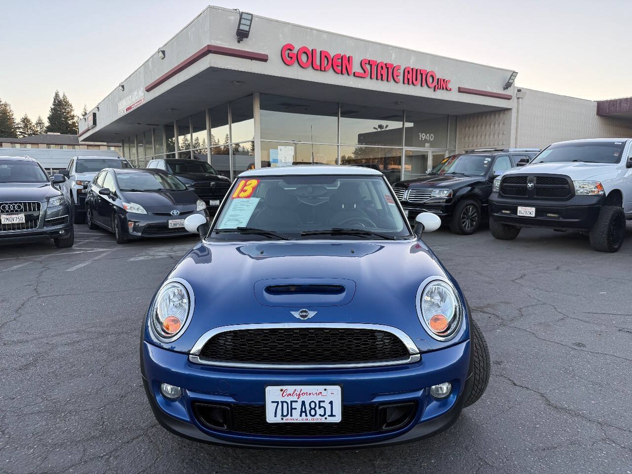 Used 2013 MINI Cooper S FWD image 2