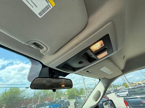 Used 2018 RAM 1500 Express w/ Express Value Package AWD/4WD image 24