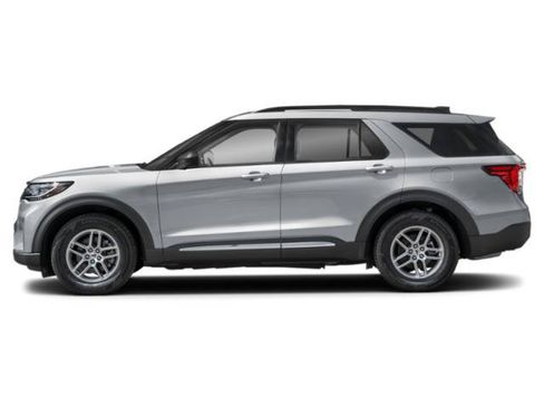 Used 2025 Ford Explorer Active w/ Active Comfort Package AWD/4WD image 3