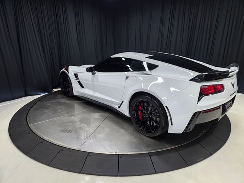 Used 2017 Chevrolet Corvette Grand Sport w/ Z07 Performance Package image 11