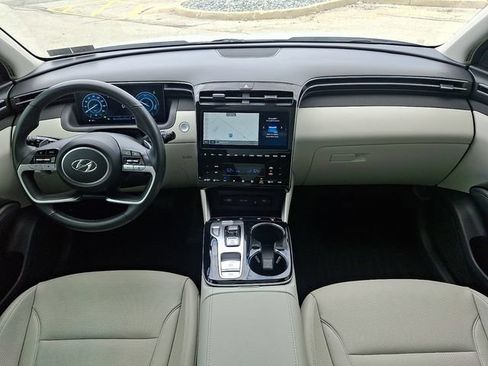 Certified 2024 Hyundai Tucson SEL AWD/4WD image 15
