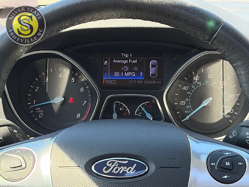 Used 2013 Ford Focus Titanium w/ Titanium Handling Pkg FWD image 27