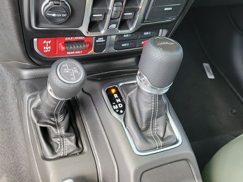 New 2026 Jeep Gladiator Mojave AWD/4WD image 19