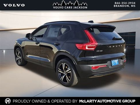 New 2026 Volvo XC40 B5 Core w/ Protection Package Premier AWD/4WD image 3