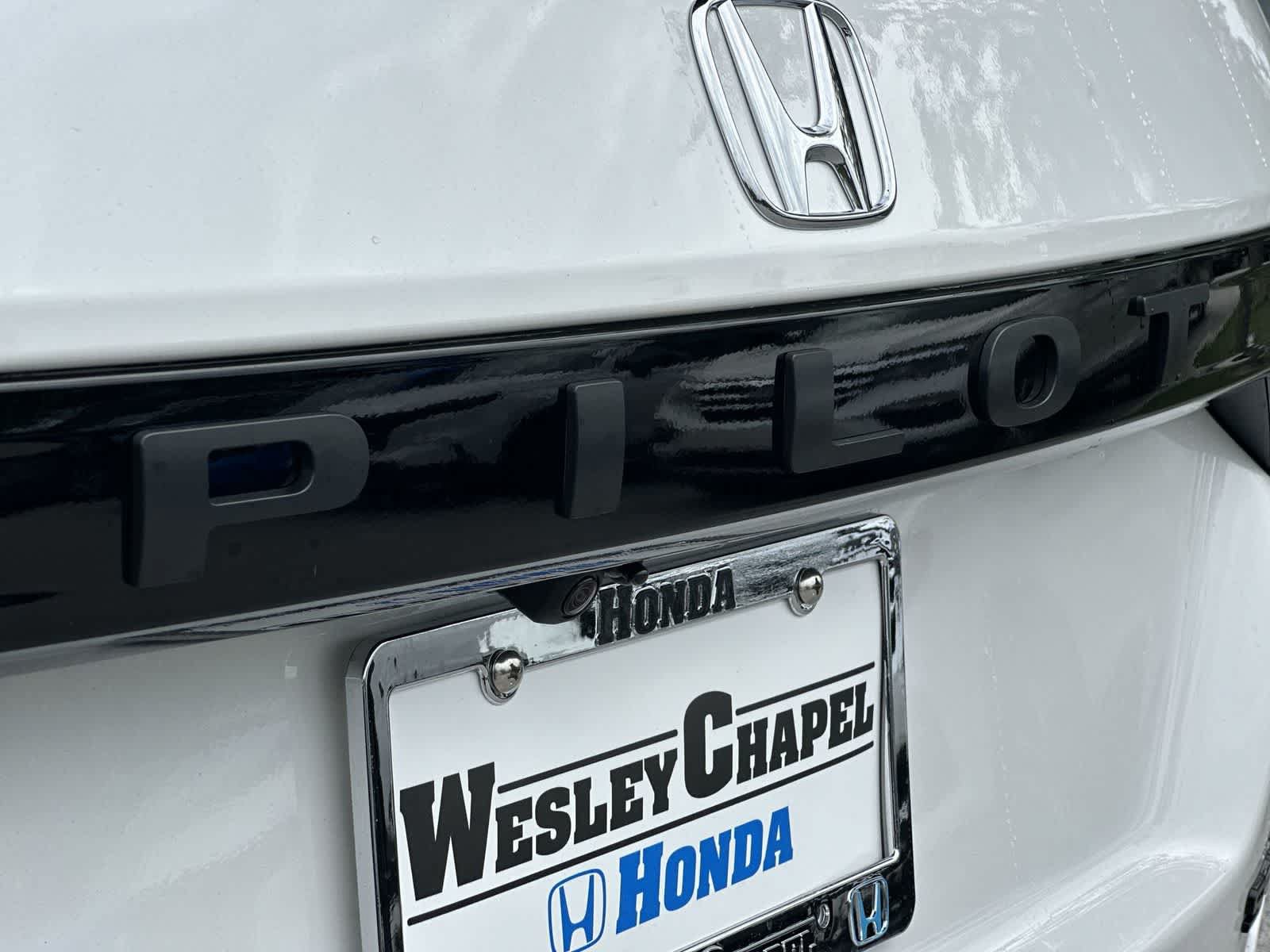 New 2026 Honda Pilot Sport image 11