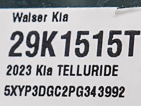 Used 2023 Kia Telluride EX w/ EX Captain's Chair Package AWD/4WD image 32